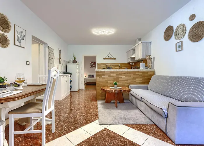 Viliam By Interhome Kanfanar